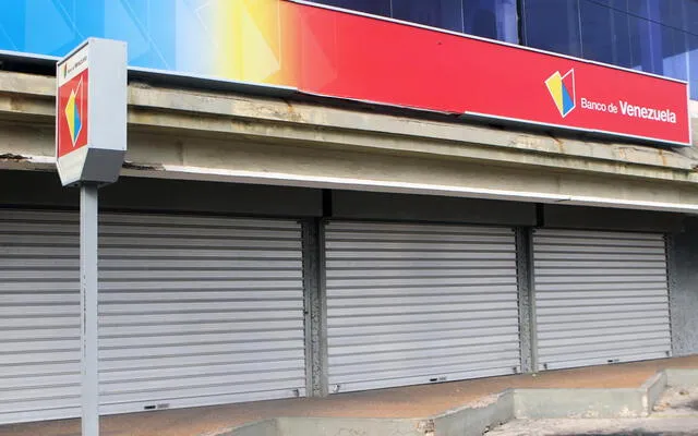 Los lunes bancarios son días en los que las oficinas y el personal de los bancos venezolanos no atienden. Foto: El Diario