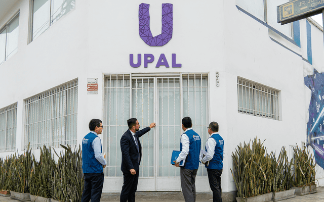 Representantes de la Sunedu llegaron a las instalaciones de la UPAL. Foto: Sunedu   