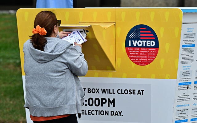 Millones de votantes en Estados Unidos ya han emitido sus votos, ya sea a través de correo, en buzones, o en persona, en el periodo previo a las elecciones presidenciales del 5 de noviembre. Foto: AFP   