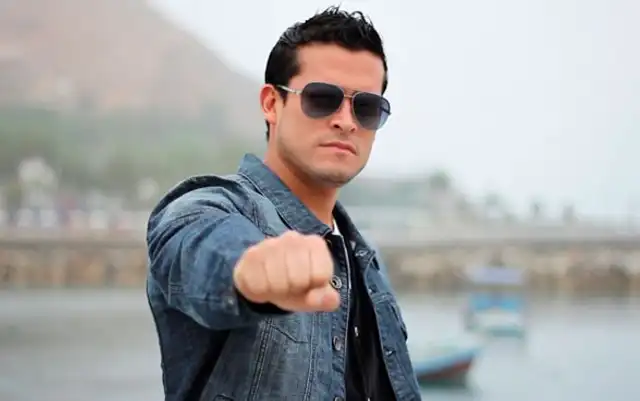 Christian Domínguez. Christian Domínguez.