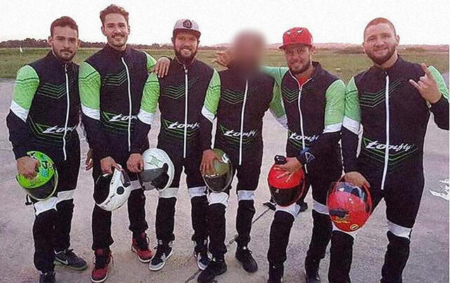  De derecha a izquierda: Yosser Gavidia (gorra blanca), Walter Gavidia (gorra roja) y Yoswal Gavidia Flores. Foto: Human Rights Fundation