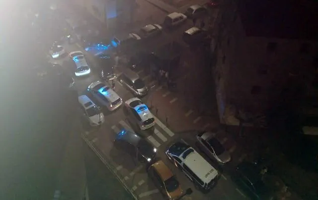 Imagen captada desde una vivienda de la calle Ebro cuando se originó el tiroteo. (Foto: La Opinión de Málaga)