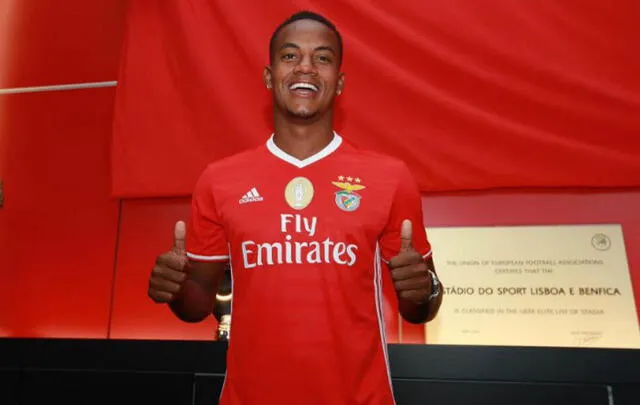  André Carrillo fichó en el 2016 por Benfica. Foto: Benfica   