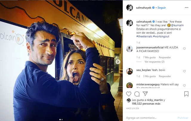 La insólita reacción de Salma Hayek al tocar a Kumail Nanjiani.