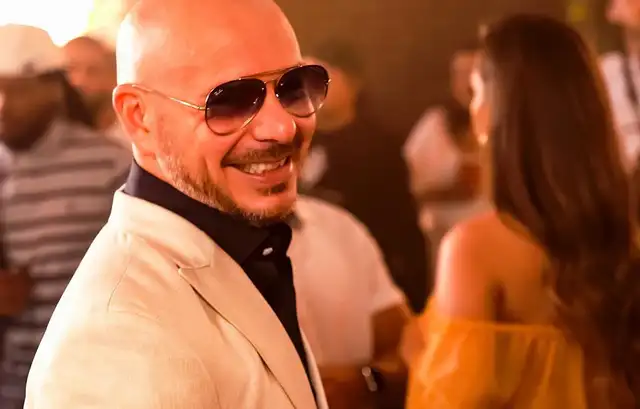 Pitbull ha proclamado su estreno como "himno mundial" de lucha contra el coronavirus.