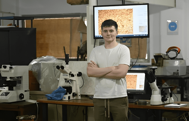  Benjamín Cinto se enteró que ganó el premio mientras esperaba un chequeo médico. Foto: Economía Sustentable<br>    