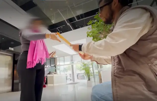 Empresas entregan diplomados en menos de 48 horas sin necesidad de estudiar. Foto: Captura América Noticias   