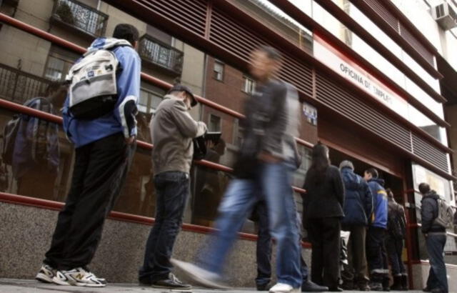 Según encuesta del Inei de junio, julio y agosto más de 396 000 personas buscan empleo. Foto: Andina