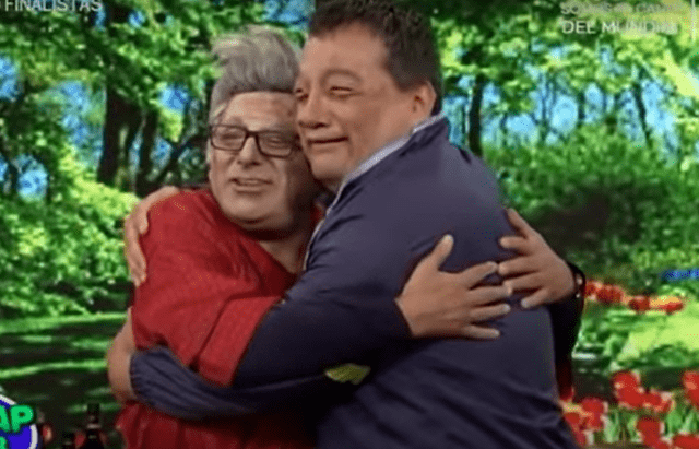 Carlos Álvarez y Jorge Benavides aparecieron en diferentes casas televisoras tras separarse de El especial del humor. Foto: captura YouTube.