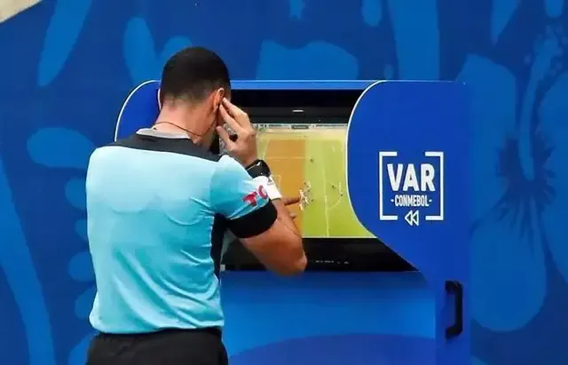 VAR