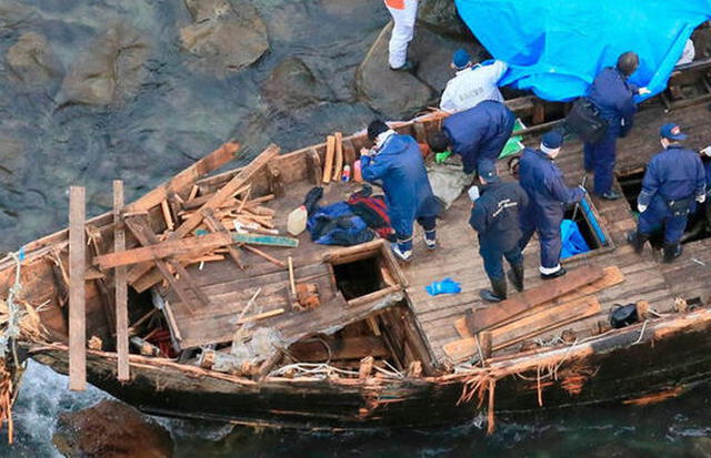 Uno de los primeros barcos encontrados en las costa de Japón en el 2013. Créditos:Getty