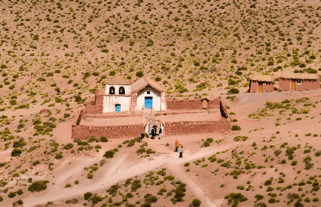  San Pedro es el pueblo donde todos los turistas llegan para conocer el desierto de Atacama. Foto: National Geographic<br>    