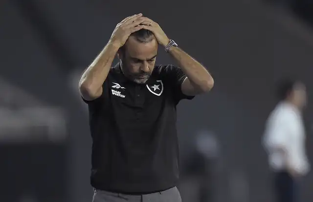Artur Jorge vive su primera experiencia en el Brasileirao. Foto: AFP Artur Jorge vive su primera experiencia en el Brasileirao. Foto: AFP