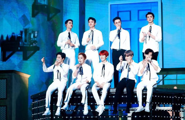 Alineación completa con los nueve integrantes de EXO en el 2016. Foto: fansite