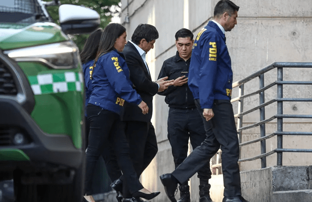 La denuncia señala que la víctima llegó al hotel inconsciente tras compartir un taxi con Monsalve. Los supuestos actos de abuso ocurrieron durante la noche y la mañana siguiente. Foto: EFE   