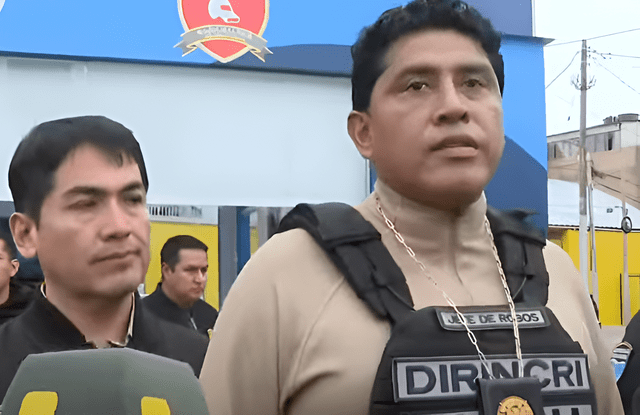 Coronel PNP Juan Carlos Montúfar habla sobre detenidos. Foto: Captura de pantalla de Latina Coronel PNP Juan Carlos Montúfar habla sobre detenidos. Foto: Captura de pantalla de Latina