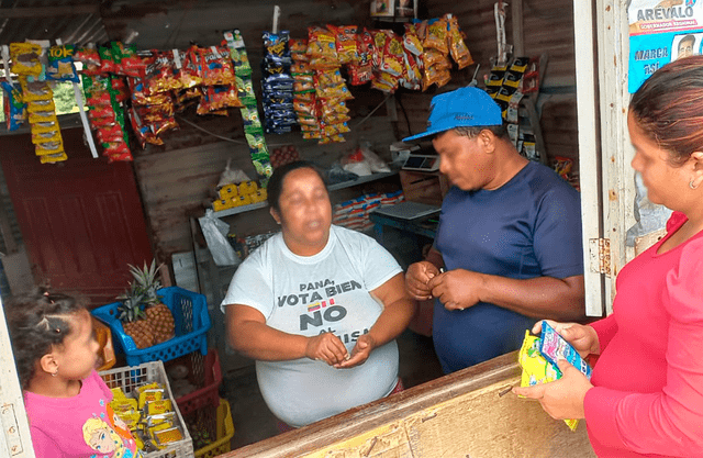 Villa Chamito: venezolanos instalaron bodegas donde venden productos a los residentes del asentamiento humano en Tumbes