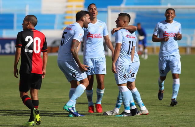 Melgar sigue sin conocer de victorias en la Liga 1 [FOTOS Y VIDEO]