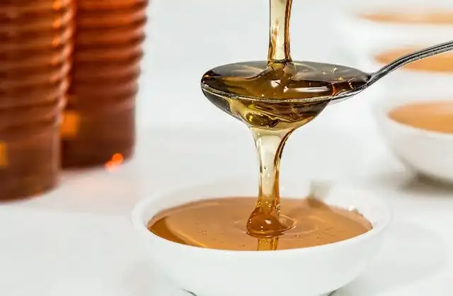 La miel es un insumo que no caduca. Foto: Pexels