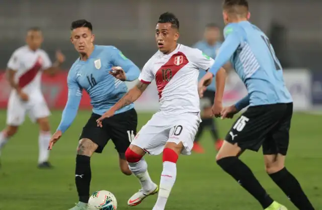 Christian Cueva cumplió su fecha de suspensión y reaparecerá ante Uruguay. Foto: difusión