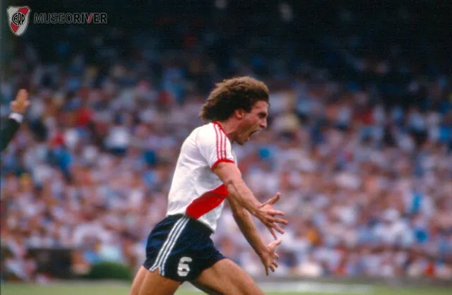 Ruggeri pasó de Boca a River en 1985. Foto: River Plate