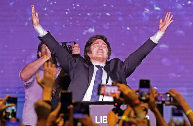  Javier Milei se convirtió en el ganador de las elecciones primarias en Argentina. Foto: AFP    