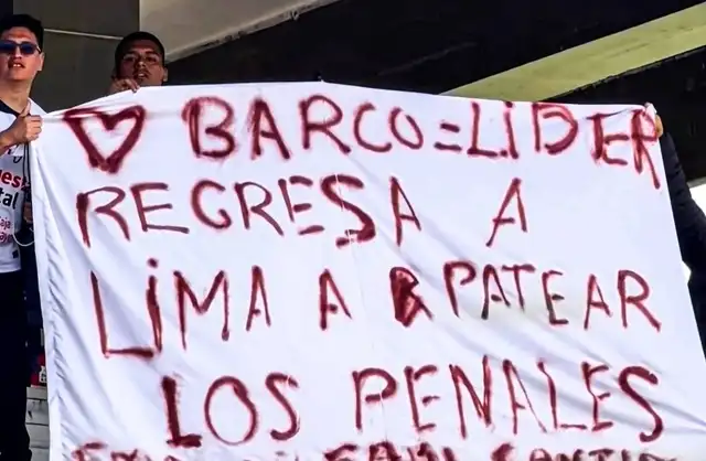 Hinchas piden que Hernán Barcos regrese. Foto: Sebastián Menéndez    
