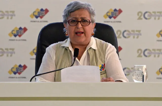 Tibisay Lucena dirigió por 14 años el Consejo Nacional Electoral (CNE), lo cual le facilitó realizar artimañas a favor del chavismo. Foto: CNN. 