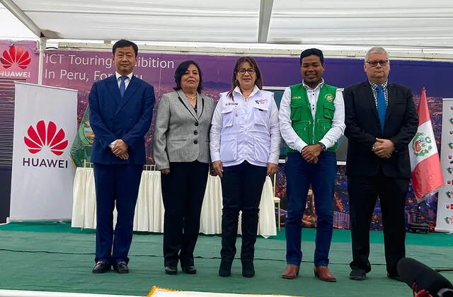 Inauguración del primer Aula Móvil de Sudamérica en Mala, Lima. Foto: La República-Pamela Arroyo   