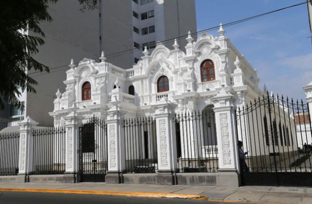 La Casa Suárez fue restaurada en 2016 gracias a un programa de la Municipalidad de Miraflores