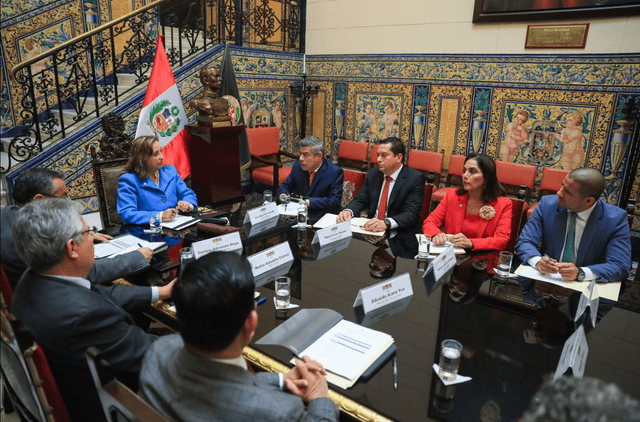 Fuerza Popular fue el último partido político que se reunió con la jefa de Estado. Foto: Presidencia Perú.   