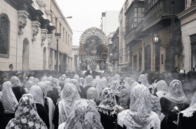 El Señor de los Milagros partirá desde el Santuario y Monasterio de Las Nazarenas Foto: La República   