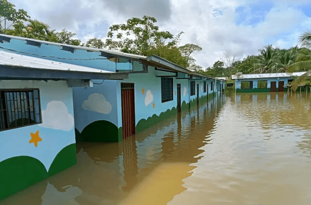 Las lluvias han afectado a más de 30,000 familias en diversas regiones de Colombia. Foto: EFE Las lluvias han afectado a más de 30,000 familias en diversas regiones de Colombia. Foto: EFE