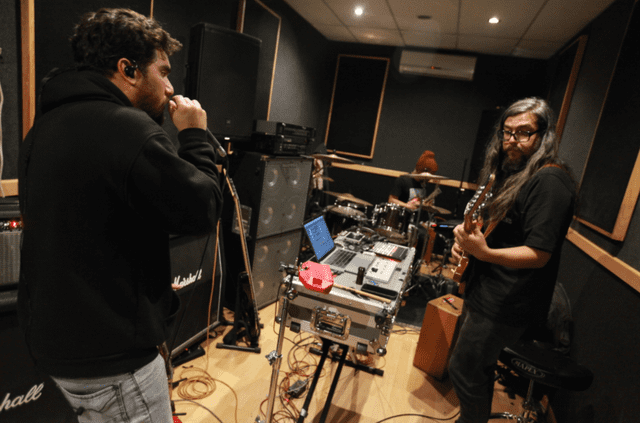 Rui Pereira y Genko creando música en el estudio. Foto: Instagram
