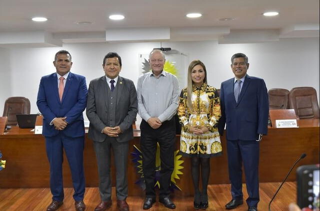 Durante la última sesión del Parlamento Andino participaron los cinco representantes peruanos. Foto: Parlamento Andino    