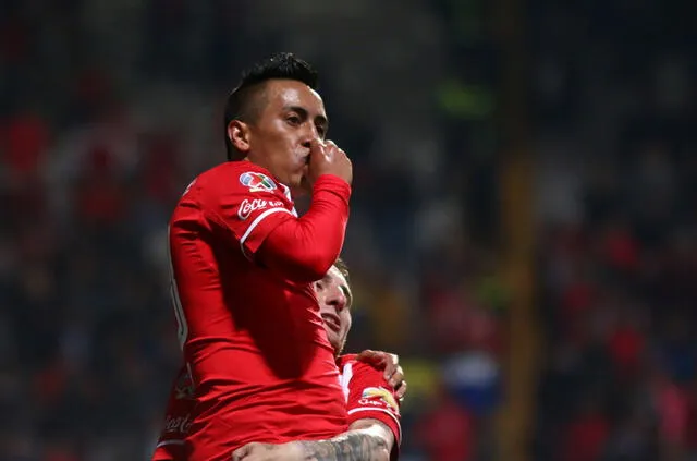  Christian Cueva jugó un año en Toluca. Foto: Imago7  