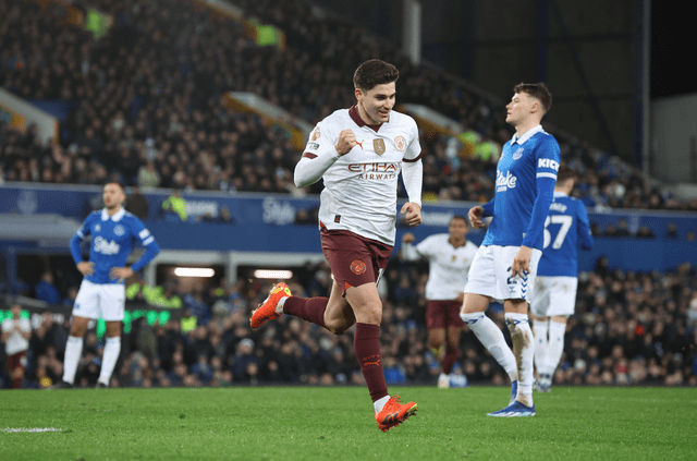 Julián Álvarez anotó en la victoria 3-1 del City ante Everton. Foto: archivo GLR.   