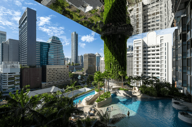 El Pan Pacific Orchard cuenta con una piscina de arena blanca en la azotea, simulando una playa, lo que lo convierte en una atracción única para los huéspedes. Foto: Deezen   