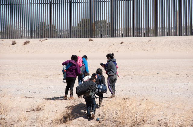 Las medidas incluyen la construcción de centros de detención para familias y el restablecimiento de la separación familiar. Foto: Humanium   