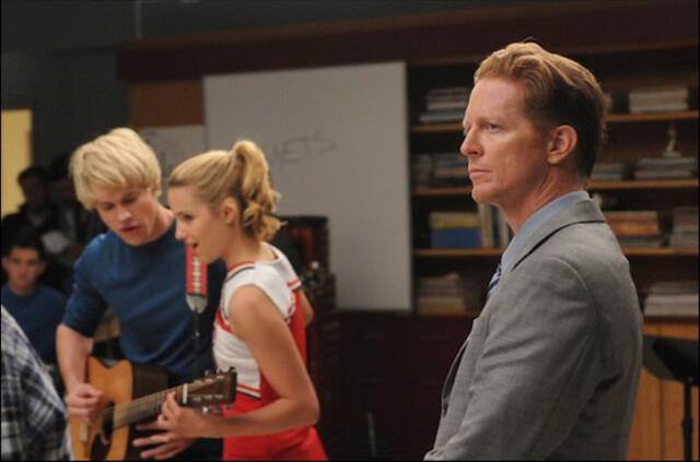 Eric Stoltz dirigó algunos episodios de la aclamada serie Glee, lo que le valió varias nominaciones al Emmy por su participación en la serie. Foto: Fox Eric Stoltz dirigó algunos episodios de la aclamada serie Glee, lo que le valió varias nominaciones al Emmy por su participación en la serie. Foto: Fox