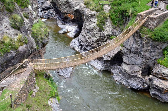 Q’eswachaka es considerado el último puente inca en el mundo