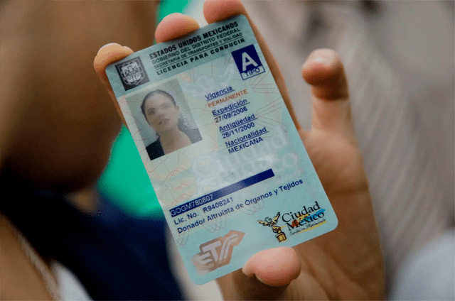 Licencia de conducir en México
