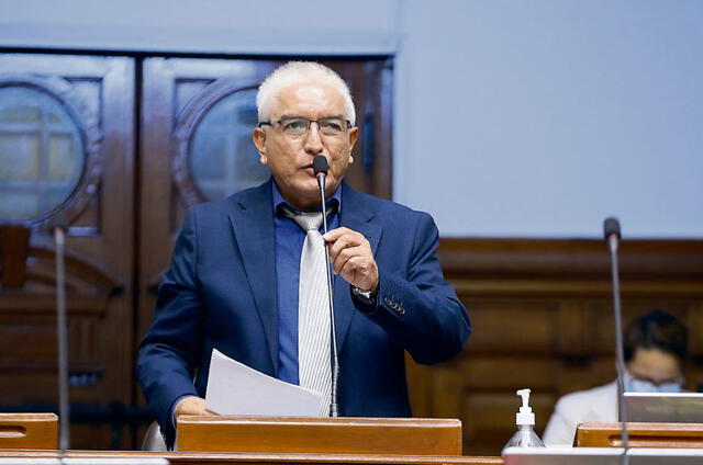 Héctor Acuña. Foto: Congreso de la República
