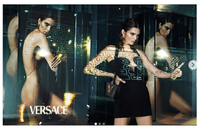 Kendall Jenner volvió a posar desnuda, esta vez para la marca Versace.