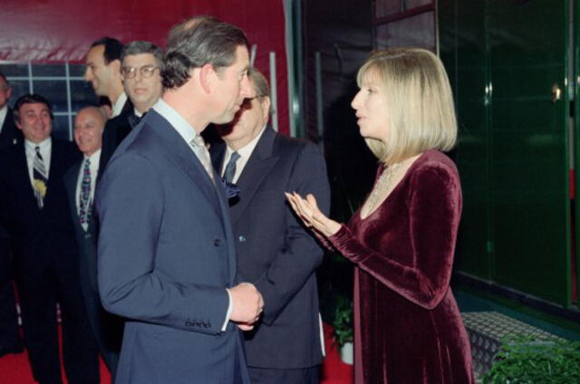 Barbra Streisand y Príncipe Carlos