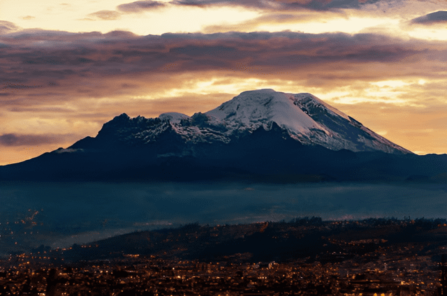 Muchos turistas acuden al país sudamericano para conocer al Chimborazo. Foto: civitatis   