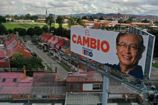 Se acusa a Gustavo Petro de haber excedido los topes de gasto durante su campaña presidencial de 2022. Foto: AFP   