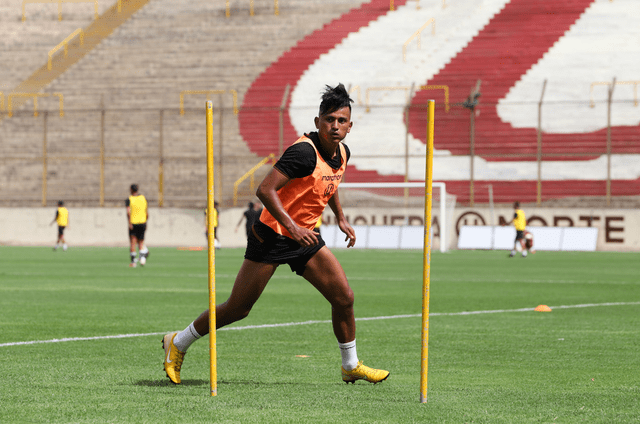  Diego Chávez debutó profesionalmente con Universitario. Foto: difusión   