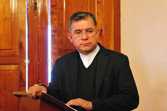 Juan Manuel Suazo Reyes es el vocero del catolicismo jalapeño y principal opositor a la aprobación del matrimonio igualitario. (Foto: El Demócrata)