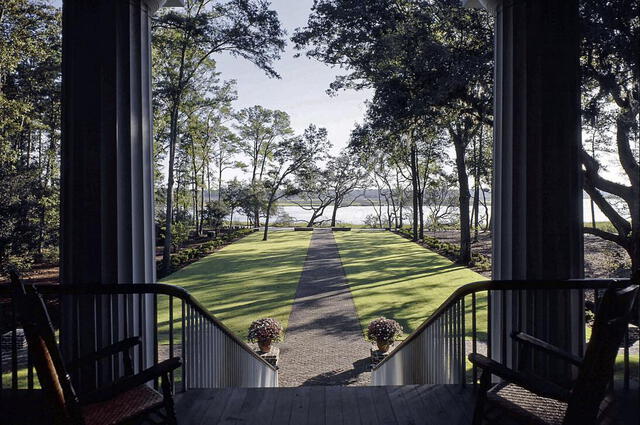 Vista exterior de la casa de Ben Affleck en (Georgia, Estados Unidos). Foto: Page Six